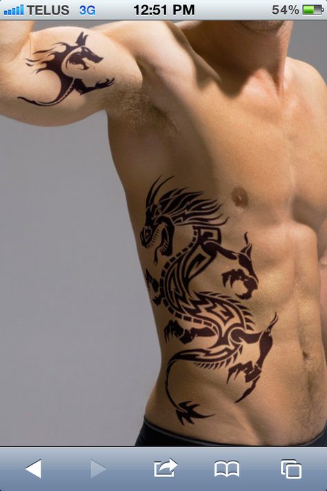 One of the coolest rib tattoos ever! Mens Hip Tattoos, Abdomen Tattoo, Travel Outfit Spring, Tattoo Pierna, Hip Tattoo Designs, Tattoo Ideas Males, Dragon Tattoos For Men, Bicep Tattoo, Cool Tattoos For Guys