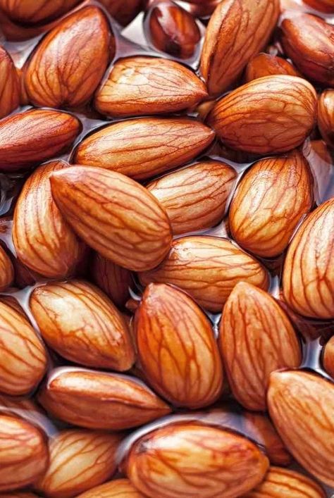 Benefits Of Almonds, Health Benefits Of Almonds, Soaked Almonds, Almond Benefits, Milk Alternatives, Milk Carton, Best Fruits, Healthy Gut, Eating Plans