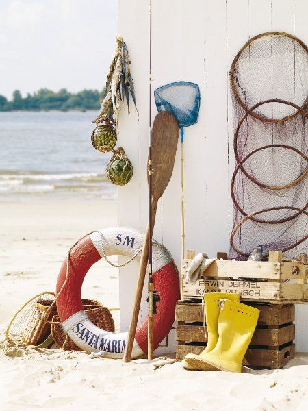 powell endurance a.k.a. slounch tamer Wooden Oars, Deco Marine, Magic Places, Life Preserver, Cottage By The Sea, Coastal Life, I Love The Beach, Beach Living, Beach Time