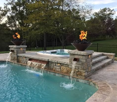 Tub Accessories, Rectangle Pool, Living Pool, Outdoor Hot Tub, Hot Tub Accessories, Hot Tub Ideas, Pools Backyard Inground, Pool Remodel, Hot Tub Backyard