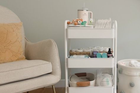 How to Set Up a Nursing Cart Nursing Chair Station, Nursing Essentials Cart, Nursing Cart Organizer Ideas, Nursing Station Organization, Nursing Caddy Cart, Raskog Cart Nursery, Pumping Cart Essentials, Postpartum Cart Organizer Bathroom, Bedside Nursing Station