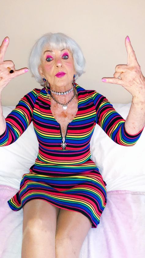 Baddie Winkle Baddie Grandma, Baddie Winkle, Senior Citizen, Fitness Workout For Women, Curly Hair, Curly Hair Styles, Long Sleeve Dress, Turn Ons, Hair Styles