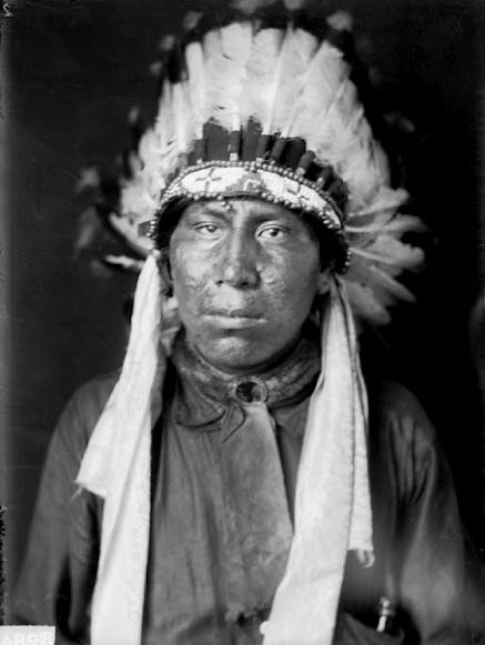 Oscar Whetstone - Oglala – 1907 Blackfoot Indian, American Indian History, Native American Images, Indian Pictures, American Photo, Native American Pictures, Native American Photos, Indigenous Americans, Indian Tribes