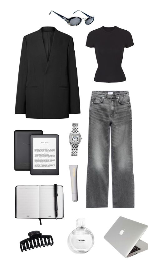 cloudy uni day #aesthetic #university #study #outfit #book #wishlist Cloudy Day Outfit, Cloudy Day Outfits, Aesthetic University, Study Outfit, Me Aesthetic, Book Wishlist, Day Aesthetic, University Outfit, Outfit Inspired