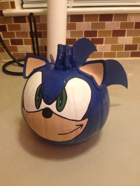 Sonic the Hedgehog Pumpkin Painting 2014 Sonic Hedgehog Pumpkin, Knuckles Pumpkin Painting, Sonic The Hedgehog Pumpkin Painting, Sonic The Hedgehog Arts And Crafts, Sonic Painted Pumpkins, Boy Pumpkin Ideas, Sonic The Hedgehog Trunk Or Treat, Boy Pumpkin Painting Ideas, Sonic Craft For Kids