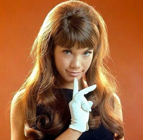 Barbi Benton Bobby Vinton, Barbi Benton, Hugh Hefner, Vintage Everyday, Formal Hairstyles, 80s Vintage, Girl Next Door, The 1970s, Just The Way