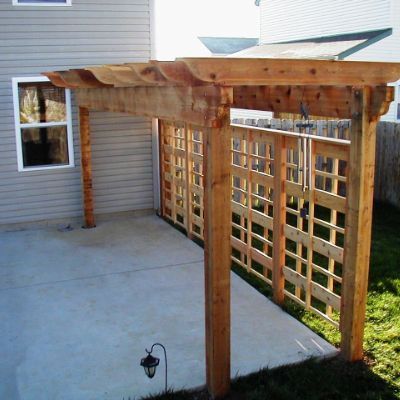 Dog Patio, Screen Pergola, Pergola Wall, Cheap Privacy Fence, Pergola Backyard, Pergola Modern, Desert Backyard, Small Pergola, Privacy Fence Designs