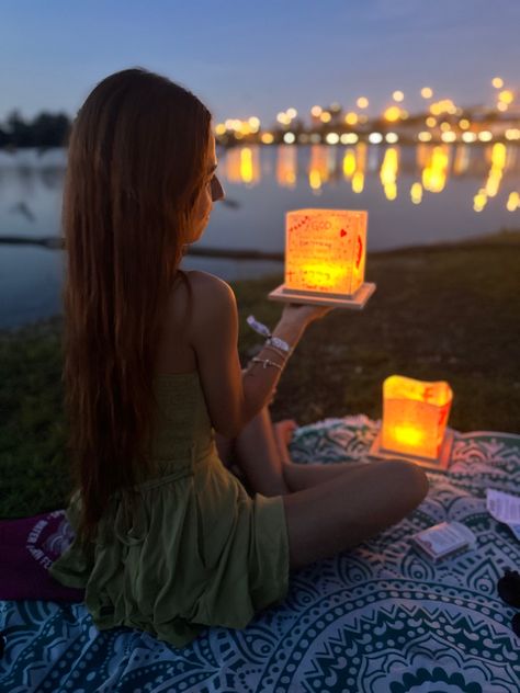 Water lantern festival Outing Pics, Lantern Photoshoot, Floating Lantern Festival, Water Lantern Festival, Water Lantern, Summer Vision, Lantern Festival, Lantern Design, Insta Ideas