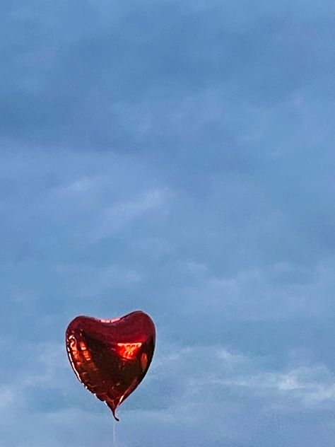 #balloons #heart Heart Balloons Aesthetic, Balloons Aesthetic, Heart Balloons, Healthy Relationships, Heart Shape, Heart Shapes, Balloons, Valentines, Red