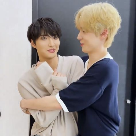 Yunhwa Ateez Ship, Yunho And Seonghwa, Yunho Seonghwa, Ateez Pics, Pirate Kids, Park Seong-hwa, Best Kpop, Forever Yours, Cartoon Pics