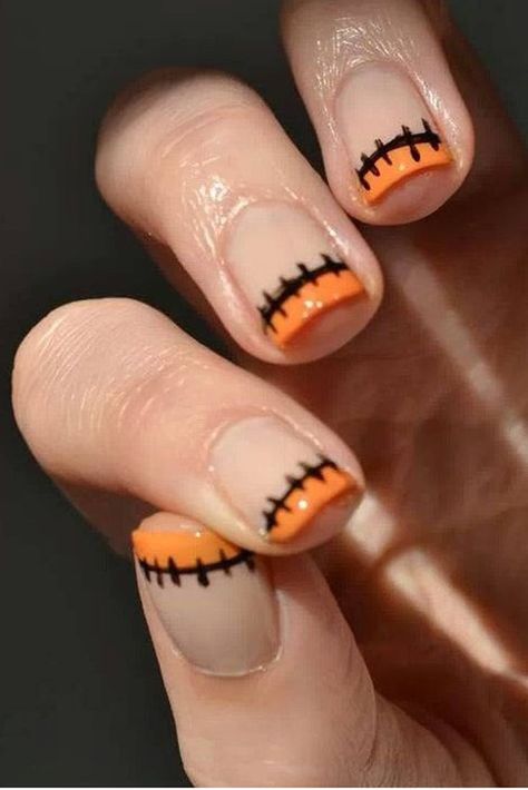 Creepy Frankenstein stitch nails Spooky Nail, Cotton Candy Nails, Nail Art Halloween, Spooky Nails, Halloween Nails Easy, Halloween Acrylic Nails, Cute Halloween Nails, October Nails, Spider Webs