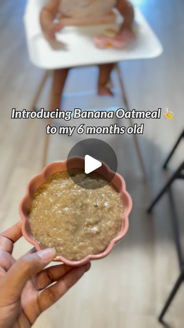 Baby Food For 6 Month Old, Baby Food 9 Month Old, Oats With Banana, Cooked Oats, Baby Oatmeal, Roasted Oats, Oats Flour, Banana Baby Food, 6 Month Baby Food