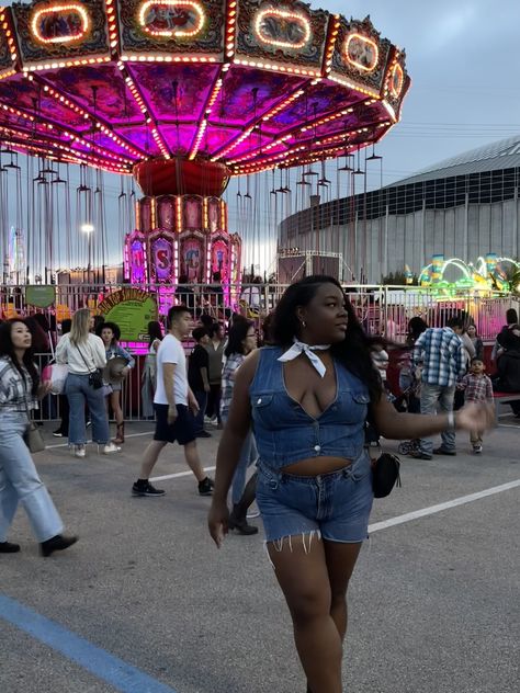 Houston rodeo outfit inspo Houston Rodeo Outfit, Rodeo Outfit, Houston Rodeo, Rodeo Outfits, Rodeo, Houston, Cowboy, Personal Style, Texas