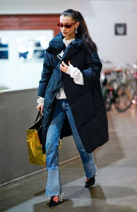 Bella Hadid Winter, Bella Hadid Winter Outfits, Bella Hadid Outfits, Bella Hadid Style, Rihanna Style, Style Carpet, Hadid Style, Fall Fits, Celebrity Street Style