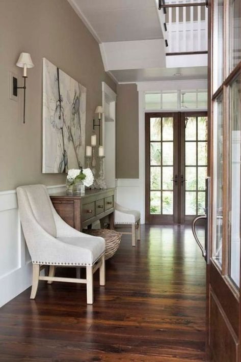 favorite neutral paint colours Lantai Vinil, Hallway Paint Colors, Vstupná Hala, Hallway Paint, Entryway Inspiration, Dark Wood Floors, Versace Home, Beige Walls, Door Ideas