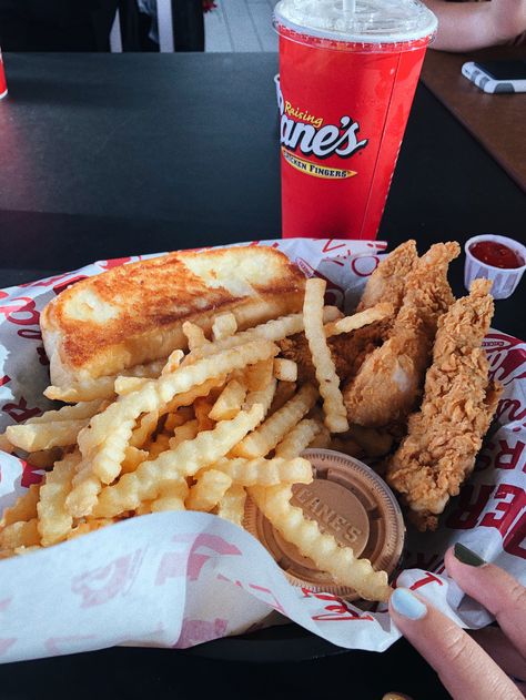 Canes Chicken Aesthetic, Canes Aesthetics Food, Food Freedom Aesthetic, Kenzie Core Aesthetic, Rasin Canes Food, Canes Aesthetics, Raising Canes Aesthetic, Rising Canes, Raisin Canes