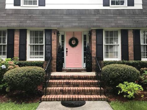 Front Door Colors With Pink Brick, Pink Door Black Shutters, Pink Front Door Red Brick House, Pink Brick House Exterior, Pink Front Door Tan House, Pink Front Door Brick House, Pink Door Red Brick House, Pink Door Brick House, Light Pink Front Door Brick House