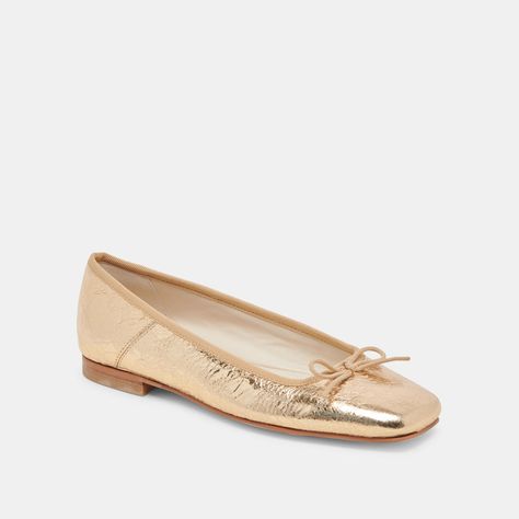 ANISA BALLET FLATS GOLD DISTRESSED LEATHER – Dolce Vita Lake Style, Gold Ballet Flats, Stella And Dot, Distressed Leather, Leather Flats, Ballet Flats, What To Wear, Classic Style, Shop Now