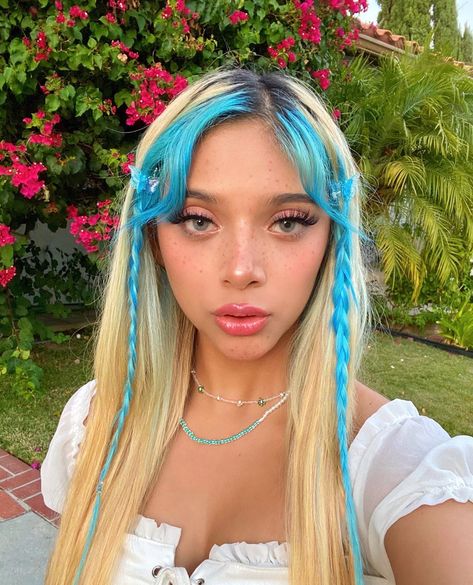 Doux Fairy, Blue Emojis, Blonde And Blue Hair, Lily, Blonde, Instagram Photos, Hair, Pink, Blue