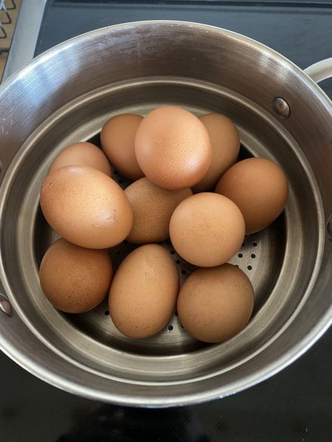 The secret tip to peeling farm fresh eggs quickly and easily. Learn how to make hard boiled eggs without the shell sticking. Easy Peel Eggs, Old Fashioned Potato Salad, Making Hard Boiled Eggs, Steamed Eggs, Farm Fresh Eggs, Snack Options, Fresh Eggs, Hard Boiled, How To Cook Eggs