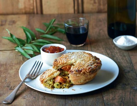 Vegetarian Pie Recipes, Vegetarian Pie, Vegetable Pie, New Zealand Food, Savory Pie, Food Magazine, Salmon Burgers, Pie Recipes, Food Photography