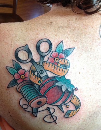 sewing tattoo | Flickr - Photo Sharing! Sewing Tattoo Design, Quilt Tattoo, Sewing Machine Tattoo, Cross Stitch Tattoo, Sewing Tattoos, Button Tattoo, Stitch Tattoo, Cool Chest Tattoos, New School Tattoo