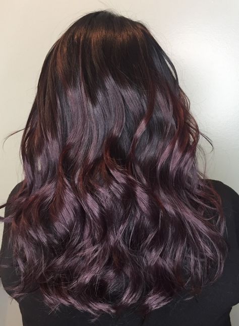 Plum berry bayalage Plum Berry Hair, Mohagany Brown Hair, Berry Hair, Black Cherry Hair, Violet Brown, Plum Hair, Hair Color Brands, Red Hair Inspo, Cherry Hair