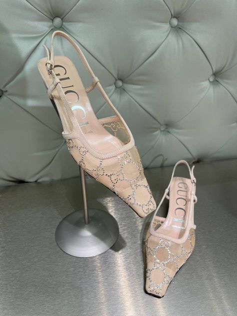 Gucci Shoes Wedding, Gucci Rhinestone Heels, Gucci Heels Outfit, Gucci Wedding Shoes, Gucci Slingback, Gucci Shoes Women, Fendi Heels, Elegant Shoes Heels, Millennial Style