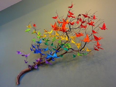 I thought this was really cool wall art at my UU church. Those are all origami cranes on the branches. Folding Origami, Art Origami, Origami Crane, Diy Origami, Paper Crane, Paper Crafts Origami, Origami Art, Animal Crafts, Over The Rainbow