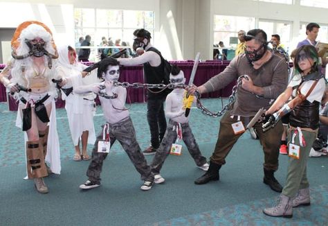 Pin for Later: The Absolute Best Cosplays From Comic-Con 2015 Mad Max Family Groot Costume, Funny Group Halloween Costumes, Baby Groot Dancing, Family Images, Group Costumes, Group Halloween Costumes, San Diego Comic Con, Family Halloween Costumes, Family Costumes