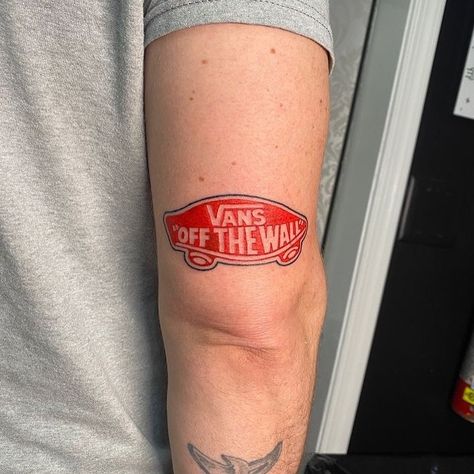 . #Yourvansaredope #GetVansFits Tattoo year or nah? Shoutout to: 🗣 @vans If you are one of those who want a tattoo, what part of your body would you tattoo with something from Vans? Remember to use the tag @GetVansFits for a possible shoutout 🗣📸 Vans Tattoo, Tattoo Year, A Tattoo, Tattoos