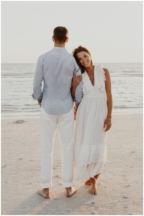 Florida Engagement Photos, St Pete Beach Florida, Photoshoot Beach, St Pete Beach, Beautiful Evening, Beach Poses, Beach Florida, Love Birds, Most Beautiful