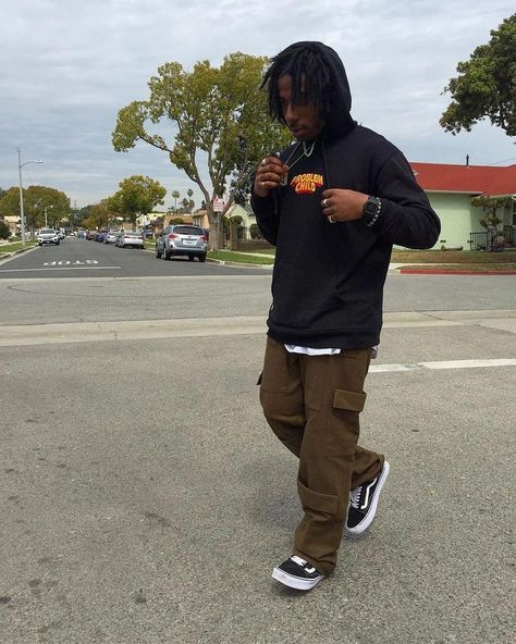 Black Vans Outfit Men, Black Vans Outfit, Drip Too Hard, Travis Scott Outfits, Vans Outfit Men, Travis Scott Hoodie, Techwear Fashion, Vans Outfit, Pants Outfit Men