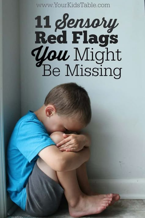 Do you wonder if your child has more sensory related difficulties that you aren't aware of? Don't miss these sensory red flags. Co-parenting, Sensory Disorder, Sensory Diet, Education Positive, Sensory Ideas, Sensory Integration, Sensory Issues, Smart Parenting, Processing Disorder