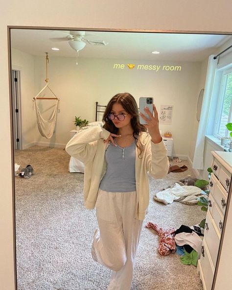 Erica Diane, Erika Diane, Cute Hair Colors, Trendy Dress Outfits, Cute Lazy Day Outfits, Lazy Day Outfits, Wardrobe Outfits, Blogger Girl, Pinterest Girls