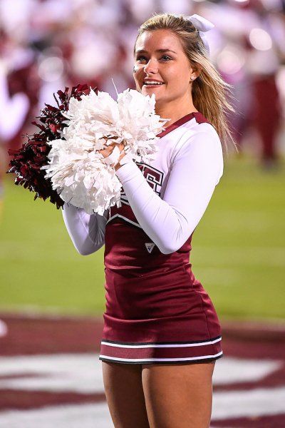 College cheerleaders... so cute, so covered up. Tcu Cheerleaders, Cheer Photography, College Cheerleading, Cute Cheer Pictures, College Cheer, Cheer Picture Poses, Cheer Poses, Cheerleading Pictures, Cute Cheerleaders