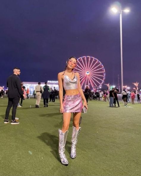 Crop Top and High Waisted Skirt Lover Eras Tour Outfit, Freaknik Outfits, Lover Eras Tour, Tomorrowland Outfit, Festival Outfit Inspo, Festival Fits, Rave Festival Outfits, Rave Fits, Singer Fashion