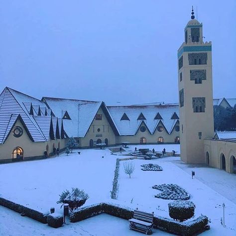 Early snowfall is blanketing Ifrane a favorite destination for snow lovers!!! :)) #yadaoui #Ifrane #Snow #Winter #souvenirs #natural #original #handmade #Moroccan_craft #souk #medina #beauty #Morocco #artisanat #craft #art #africa #usa #france #uk Ifrane Morocco, Travel Best Friend, Moroccan Aesthetic, Visit Morocco, Chicago Usa, The Heights, Winter Is Here, The Atlas, Dream City