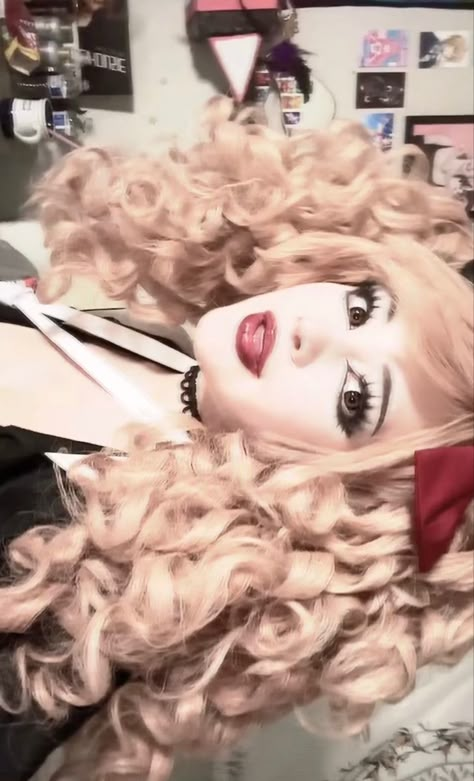 #junko #cosplayer #anime #animecosplayer #danganronpacosplay #danganronpa #alternative #makeup Junko Enoshima Gyaru, Junko Enoshima Cosplay Makeup, Junko Enoshima Makeup, Junko Makeup, Paswg Cosplay, Danganronpa Makeup, Junko Cosplay, Junko Enoshima Cosplay, Danganronpa Cosplay