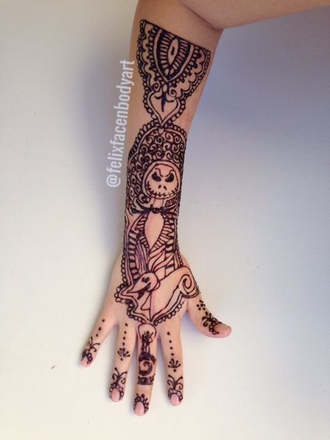 Jagua Gel Tattoo, Christmas Henna, Jagua Gel, Tattoo Nightmares, Tattoo Temporary, Henna Ideas, Tattoo Henna, Fake Tattoos, Henna Art