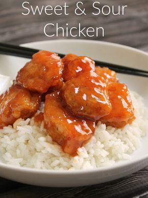 You'll never have to order takeout again. This Sweet & Sour Chicken is melt-in-your-mouth tender and so delicious! And because it's quick-seared in the skillet and then baked, the batter is crisp and not soggy. Homemade Sweet And Sour Chicken, Chicken Cupcakes, Sweet And Sour Chicken Recipe, Sour Chicken Recipe, Sweet And Sour Chicken, Sweet Sour Chicken, Sweet N Sour Chicken, Sweet And Sour Sauce, God Mat