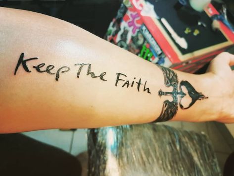 New Tattoos 2020, New Tattoos 2020 For Men, Bon Jovi Tattoo Ideas, Keep The Faith Tattoo, Bon Jovi Tattoo, Rock Tattoos, Hip Tattoos, Rock Tattoo, Faith Tattoo