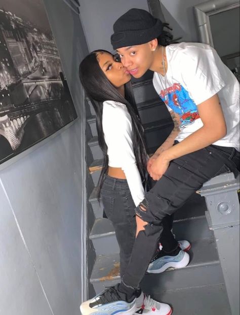 Couple Flicks, Stem Outfits, Cute Box Braids, Me And Bae, Cute Box Braids Hairstyles, Girlfriend Goals, Black Couples Goals, Swag Outfits For Girls, Cute Couples Kissing