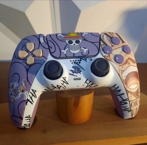 Custom Controller 🔥 Custom Playstation Controller, Custom Game Controller, Playstation Controller Art, Custom Controllers Ps4, Ps4 Custom Controller, Ps5 Painting Ideas, Ps5 Controller Custom, Ps5 Controller Aesthetic, Controller Aesthetic