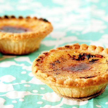 Mini Tartlets, Cream Brulee, Puff Pastry Tart, Tarts Crust, Tart Baking, Custard Tart, Cheese Tarts, Mini Tart, The Leftovers