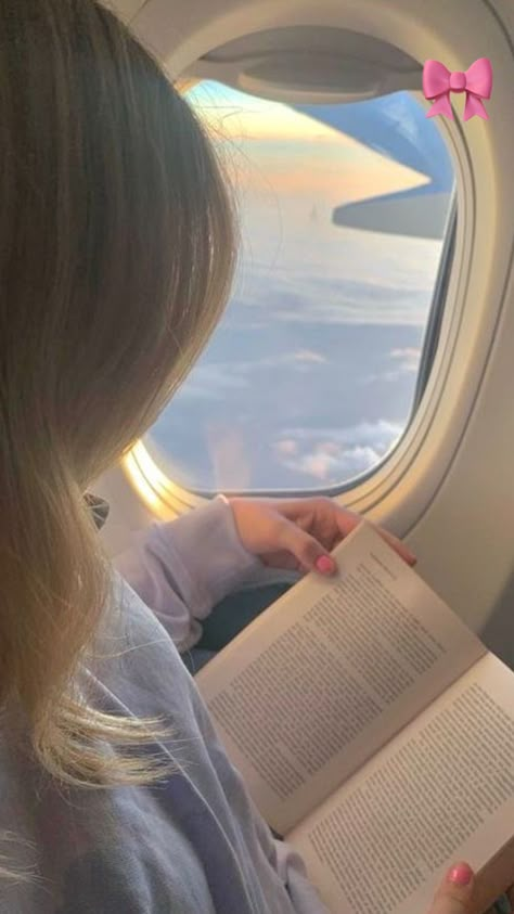 #dreamlife Reading On A Plane, Nancycore Aesthetic, Airport Crush Aesthetic, Reading On Plane, Airport Pics, Airplane Pictures, Ali Hazelwood, Airport Pictures, Airport Aesthetic