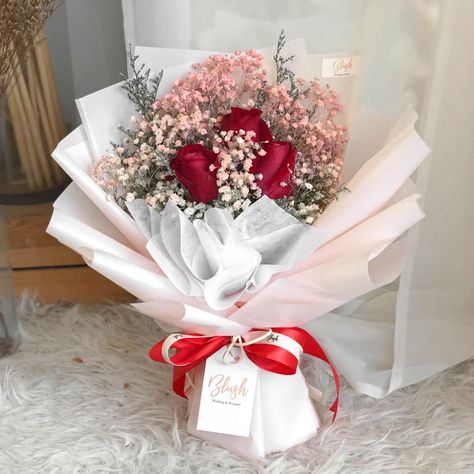 Love doesn’t make the world go ’round. Love is what makes the ride worthwhile ❤️ . Check out: #blush_rose #blush_bb . Pm us for any customised bouquets! Ipoh: 014-905 9727 KL: 018-573 1027 Penang: 018-570 6027 . #BlushIpoh #IpohFlorist #FloristIpoh #IpohFlower #IpohflowerShop #IpohFlowerBouquet #IpohFlowerDelivery #怡保花店 #KedaiBungaIpoh #IpohBunga #RoseBouquet #babybreath #babybreath bouquet Ipoh, Rose Blush, Blush Rose, Blush Roses, Rose Bouquet, Flower Delivery, Diy Flowers, Flower Shop, Flowers Bouquet