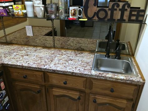 Transform Your Countertops with a DIY Fake Granite Counter - Three Different Directions Diy Granite Countertops, Instant Granite, Cost Of Granite Countertops, Counter Top Ideas, Laminate Countertop, Diy Kitchen Countertops, Diy Cabinet, Diy Countertops, New Kitchen Cabinets