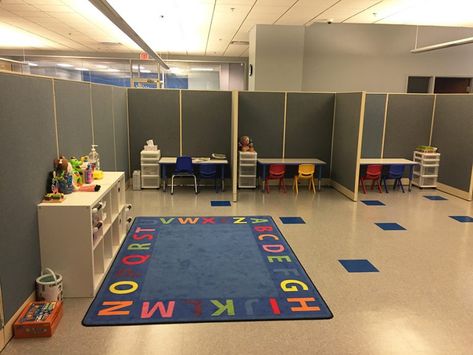 a Aba Therapy Room Ideas, Aba Center, Aba Clinic, Aba Classroom, Therapy Center, Kindergarten Design, Executive Functioning Skills, Classroom Layout, Living Skills