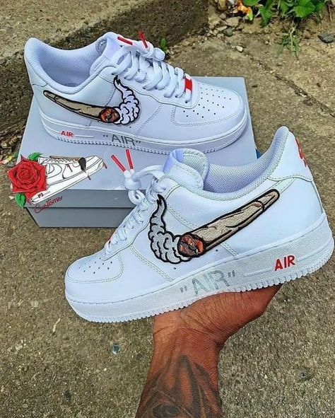 Sepatu Air Jordan, Air Force One Shoes, E6000 Glue, Custom Sneakers Diy, Air Force 1 Sneakers, Custom Shoes Diy, Nike Shoes Air Force, White Nike Shoes, Nike Shoes Girls